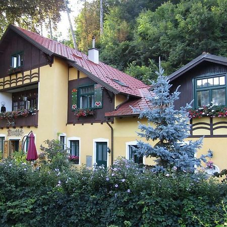 Villa Kreuthhof Appartements Klosterneuburg Bagian luar foto
