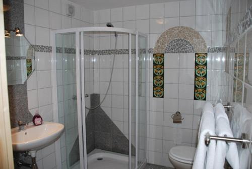 Villa Kreuthhof Appartements Klosterneuburg Bagian luar foto
